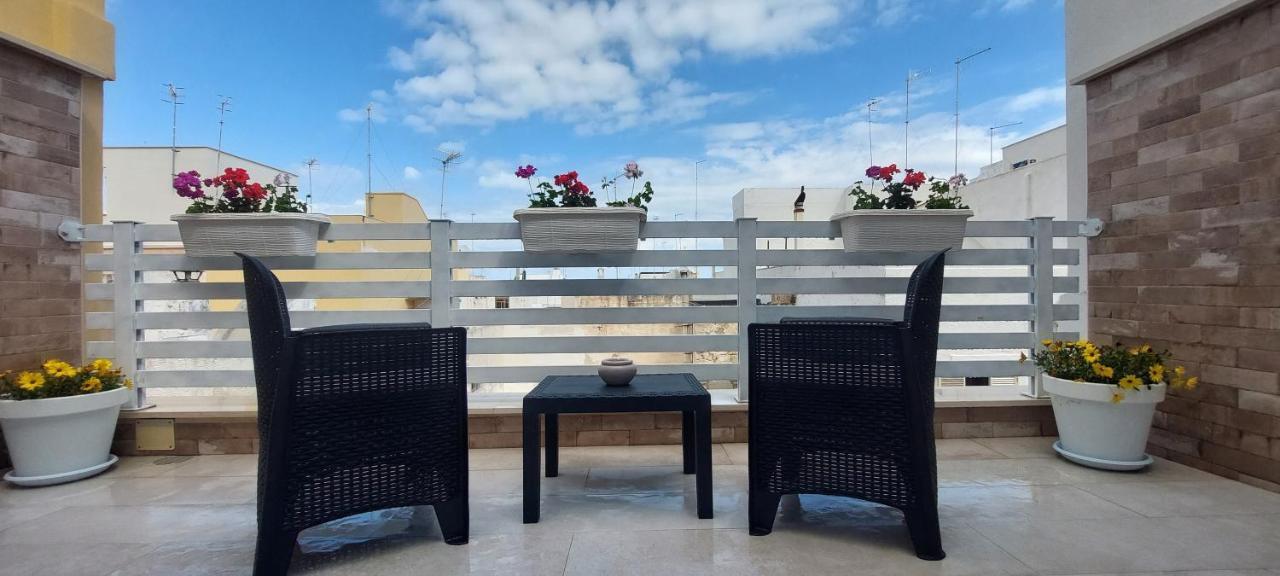 Dimora Altomare Holiday Suites - Locazione Turistica بولينيانو آ ماري المظهر الخارجي الصورة